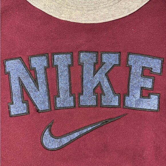 Nike Retro Reworked sweater women’s Size M - Picture 7 of 10